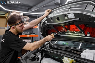 Toyota Alphard IV: шумоизоляция STP Aerocell