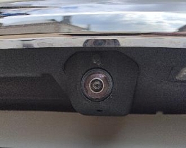 Владелец BMW X7 об установке камеры заднего вида и омывателя