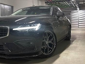 Владелец Volvo S60 об установке омывателя камеры заднего вида