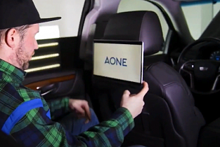 Cadillac Escalade 2018: съемные мониторы AONE на базе ОС Android