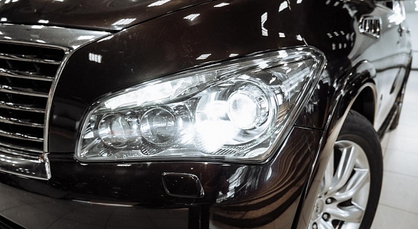 Установка би‑LED линз в Infiniti QX60 I поколение Рестайлинг