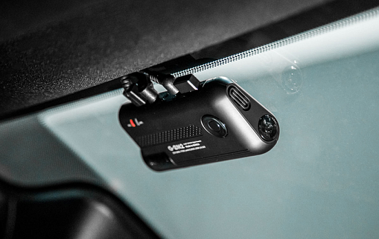 Jeep Grand Cherokee: полноценная система видеоконтроля с видеорегистратором GNet