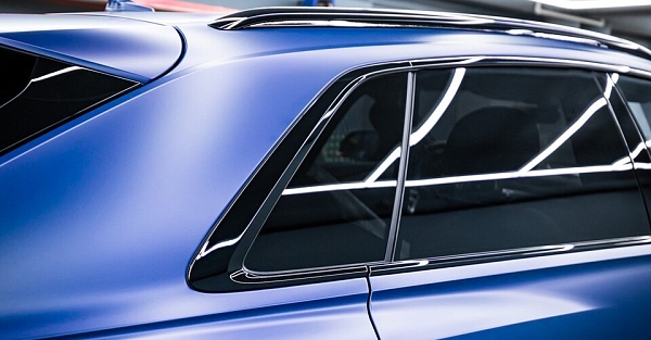 Антихром "Black Shadow" на Jaguar XE I поколение