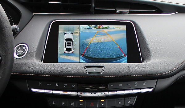 Установка камер переднего и заднего вида на Cadillac XT5