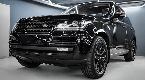 Антихром "Black Shadow" на Range Rover Velar