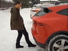 Владелец Jaguar E-Pace об установке системы дистанционного открывания багажника