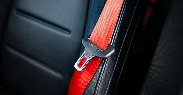 Цветные ремни безопасности в Haval F7