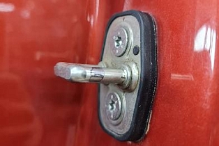 Владелец Peugeot RCZ об установке доводчиков